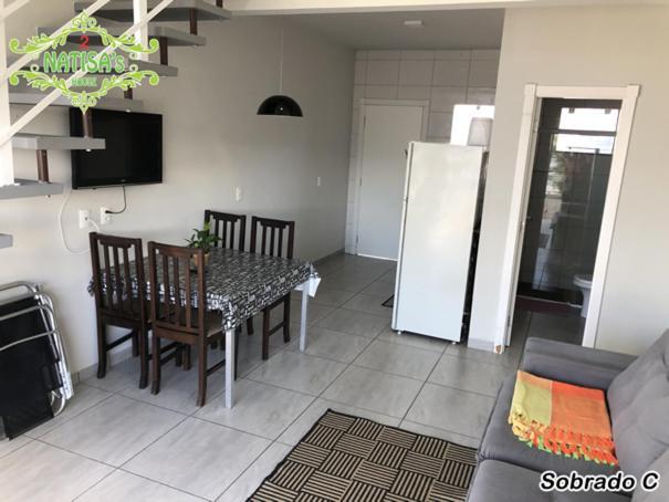 Sobrados Aconchegante Com Piscina "Natisashouse" Villa Bombinhas Exteriör bild
